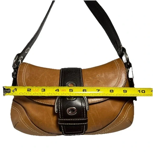 Coach F10909 SMALL Vintage British Tan & Brown Soho Leather Shoulder Bag read - Picture 14 of 16
